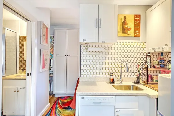 $225,000 | 65 Weybosset Street, Unit 314, Providence, RI 02903