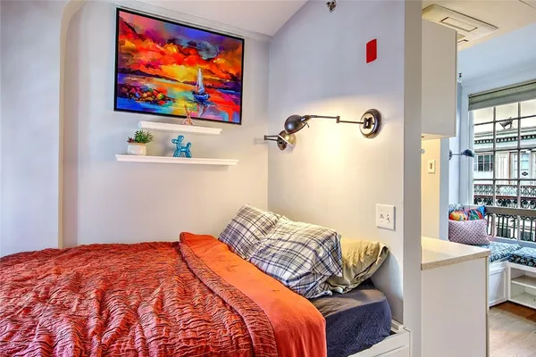 $225,000 | 65 Weybosset Street, Unit 314, Providence, RI 02903