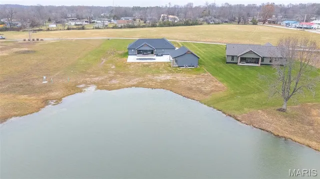 $610,000 | 140 Pondside Lane, Poplar Bluff, MO 63901
