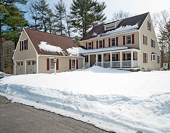 76 Union Street Hanson, MA 02341 - Photo 2 of 21