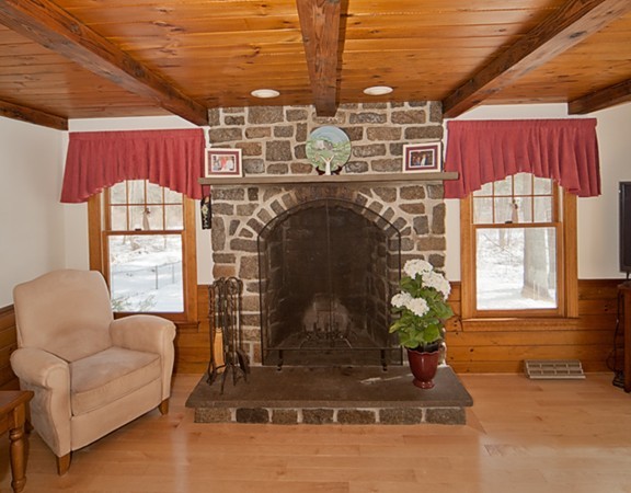 76 Union Street Hanson, MA 02341 - Photo 4 of 21