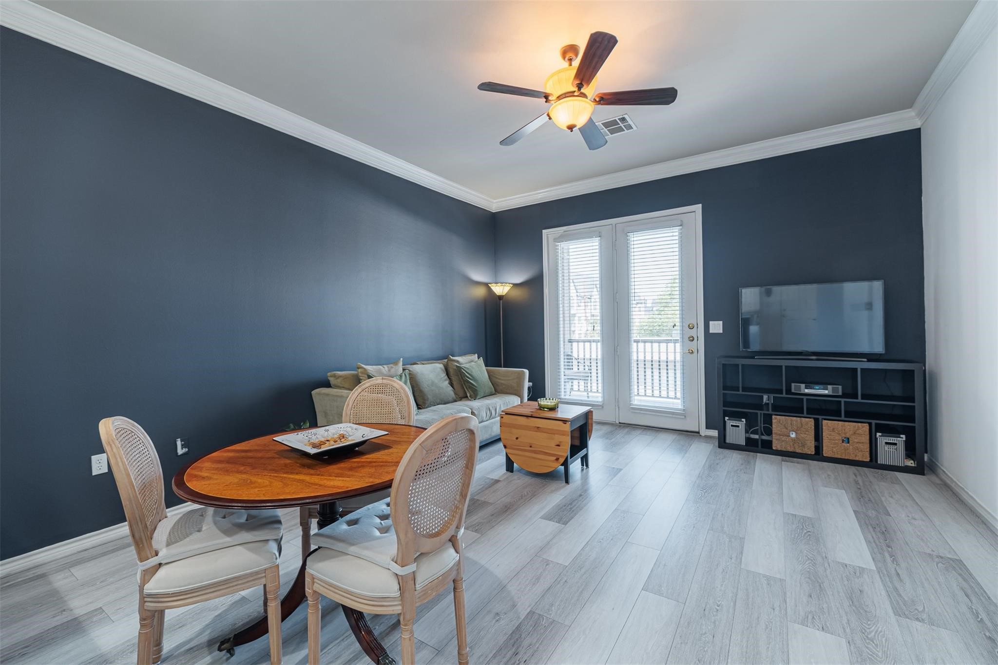 2400 McCue Road, Unit 242 Houston, TX 77056 - Photo 7 of 24 Gallery Image 7