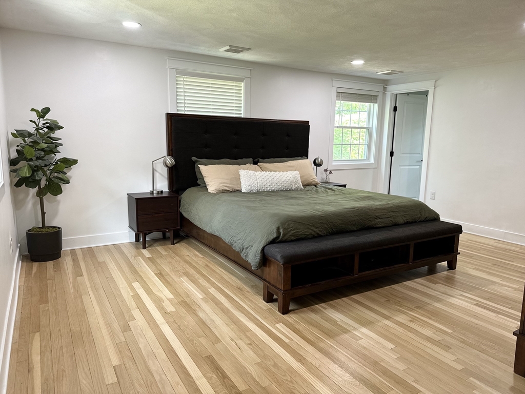 237 River Road Andover, MA 01810 - Photo 16 of 24 Gallery Image 16