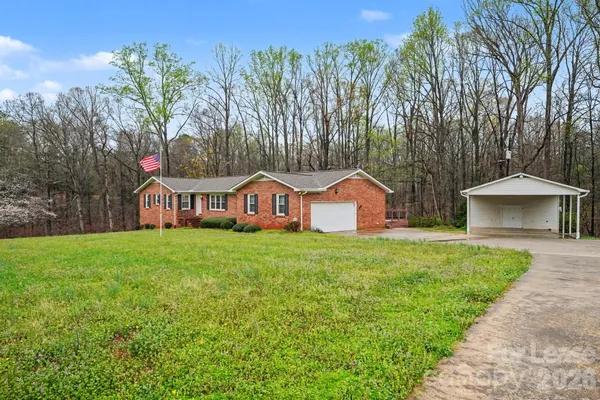 $2,800 | 11002 Harrisburg Road, Fort Mill, SC 29707