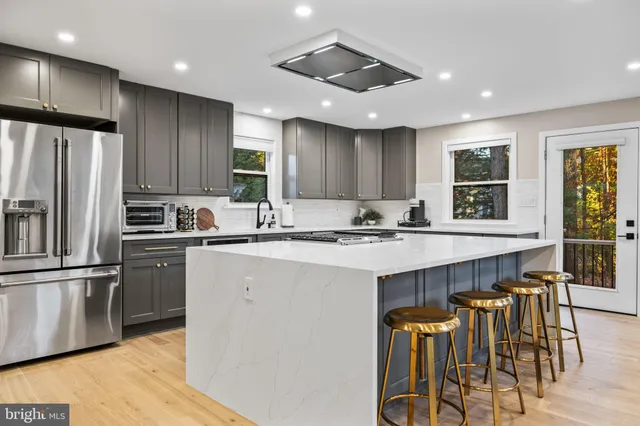 $1,739,000 | 2207 Arden Street, Dunn Loring, VA 22027