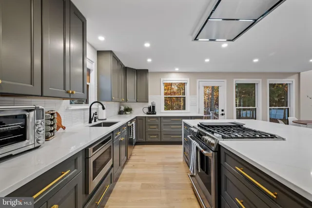 $1,739,000 | 2207 Arden Street, Dunn Loring, VA 22027