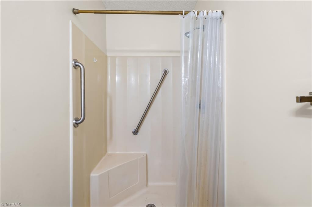 482 Motsinger Road Winston-Salem, NC 27107 - Photo 24 of 34