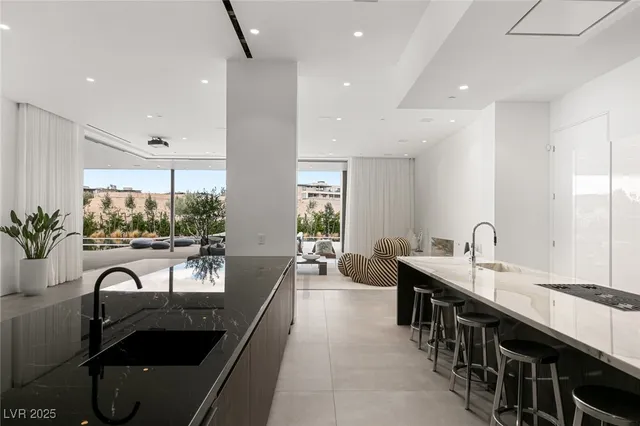 $75,000 | 14 Magic Stone Lane, Las Vegas, NV 89135