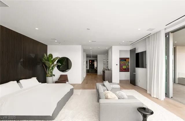 $75,000 | 14 Magic Stone Lane, Las Vegas, NV 89135