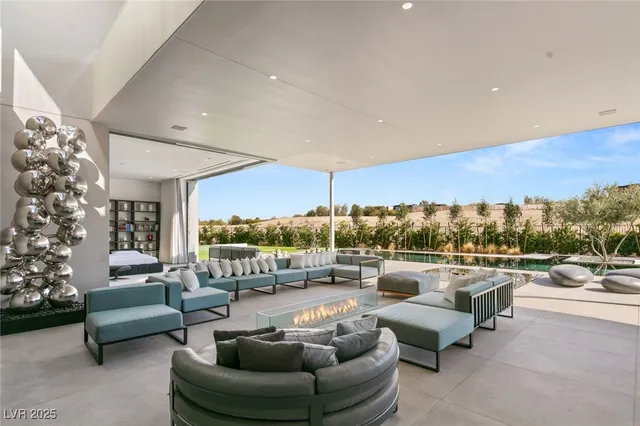 $75,000 | 14 Magic Stone Lane, Las Vegas, NV 89135