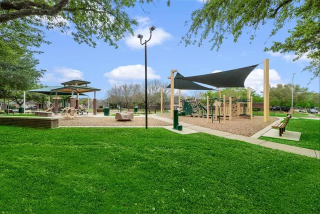 $2,500 | 4903 Lake Catherine Court, Richmond, TX 77407