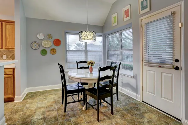 $2,500 | 4903 Lake Catherine Court, Richmond, TX 77407