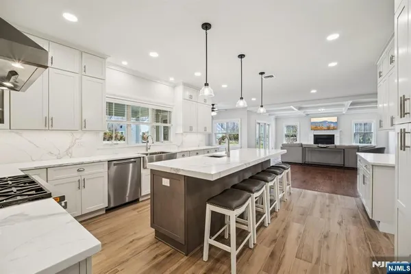 $2,499,000 | 79 Ryerson Avenue, Oakland, NJ 07436