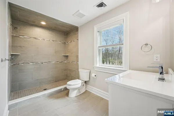 $2,499,000 | 79 Ryerson Avenue, Oakland, NJ 07436