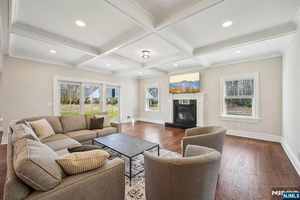 $2,499,000 | 79 Ryerson Avenue, Oakland, NJ 07436