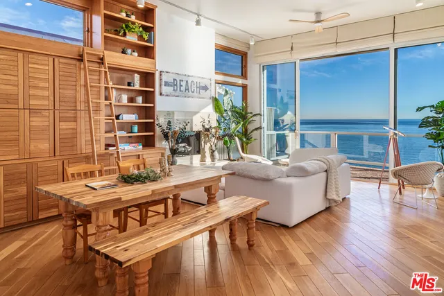 $5,250,000 | 22664 Pacific Coast Highway, Unit 4, Malibu, CA 90265