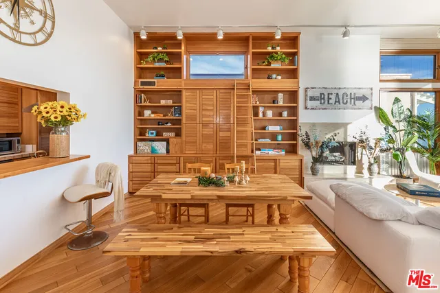 $5,250,000 | 22664 Pacific Coast Highway, Unit 4, Malibu, CA 90265