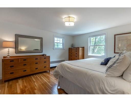 81 Meadowbrook Road Needham, MA 02492 - Photo 14 of 21