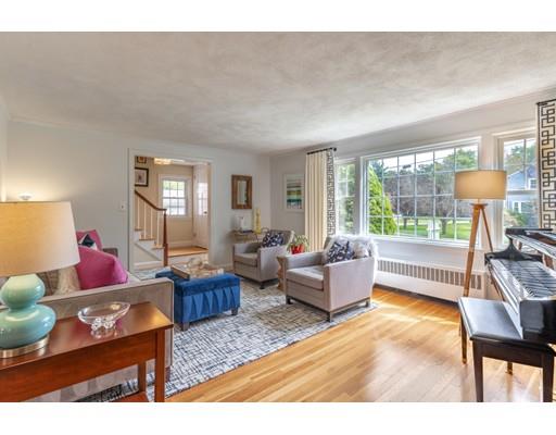 81 Meadowbrook Road Needham, MA 02492 - Photo 4 of 21