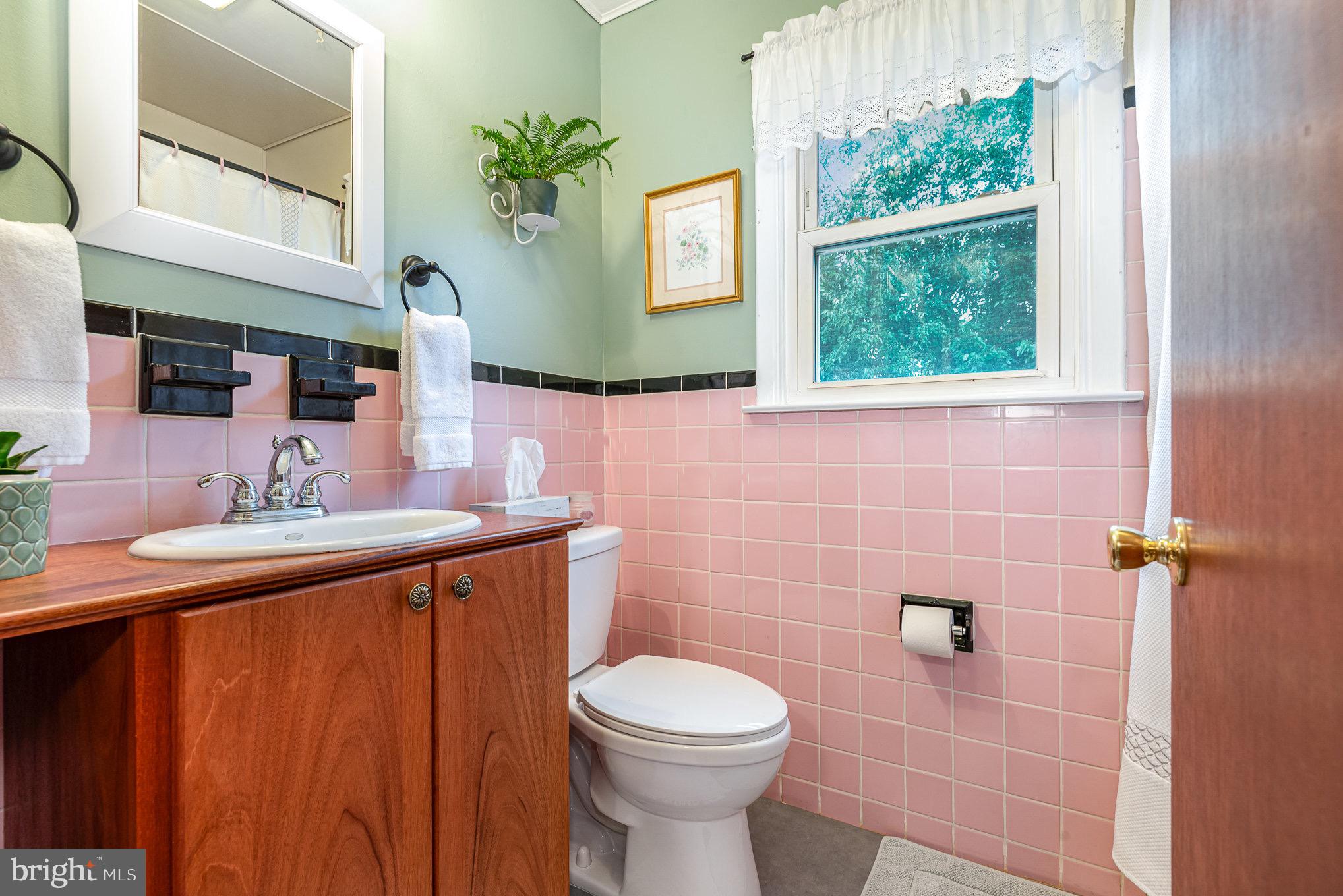 121 Henry Road Enola, PA 17025 - Photo 15 of 28 Gallery Image 15