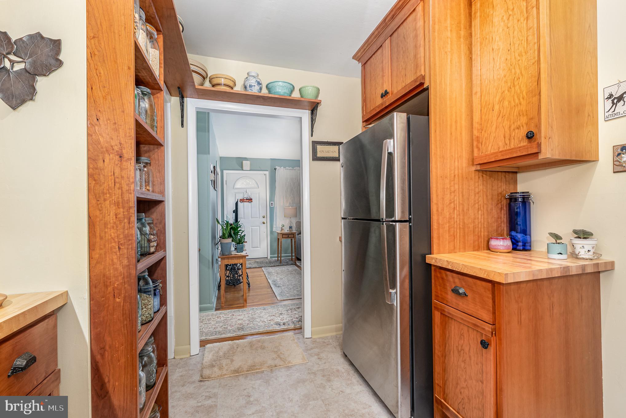121 Henry Road Enola, PA 17025 - Photo 7 of 28 Gallery Image 7