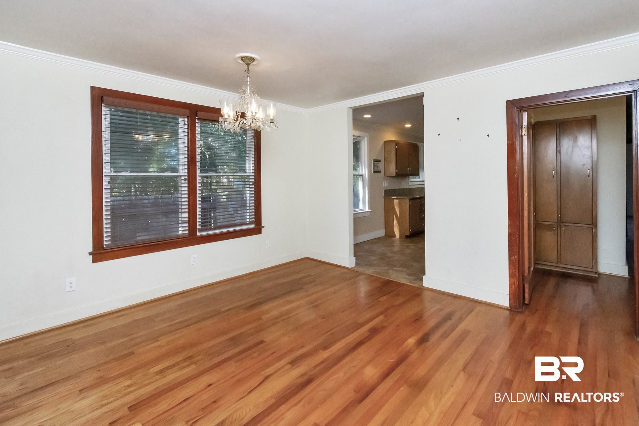 2608 Spring Hill Avenue Mobile, AL 36607 - Photo 12 of 36
