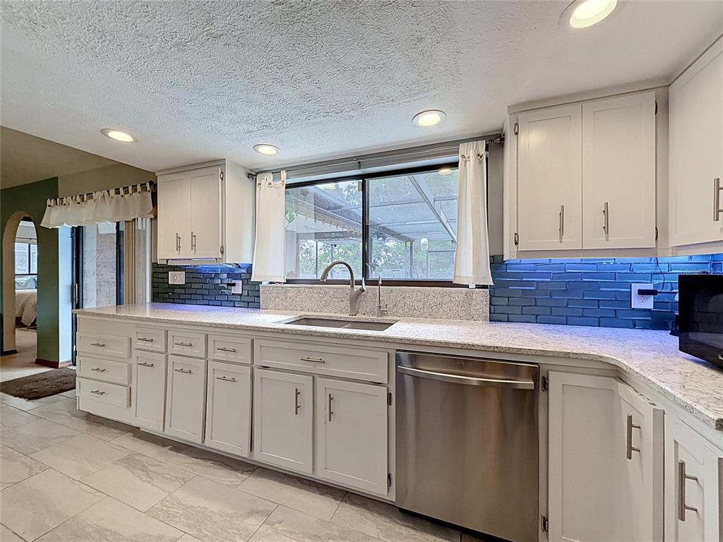 11475 Fortune Street Spring Hill, FL 34609 - Photo 25 of 71