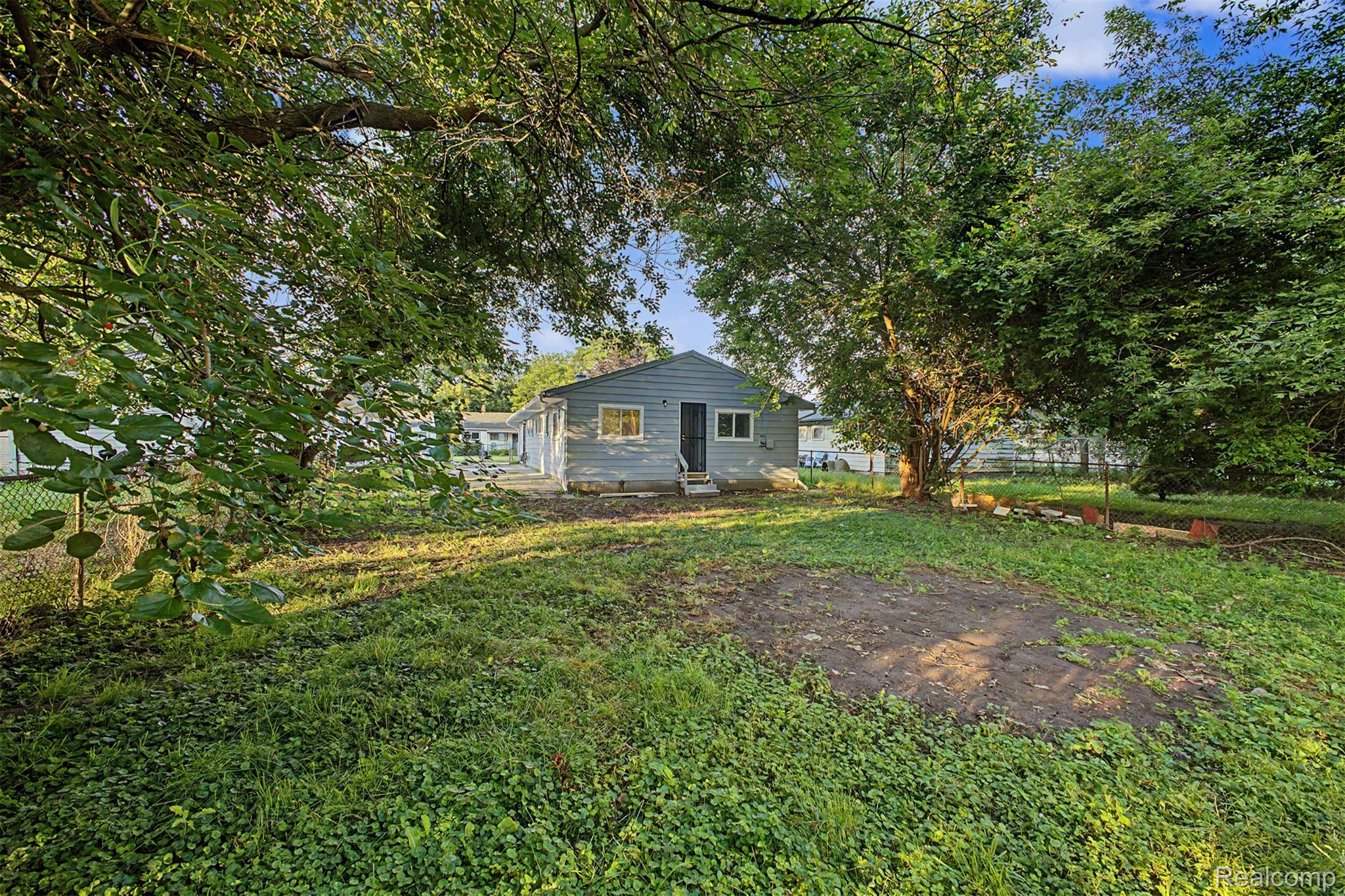 26718 Penn Street Inkster, MI 48141 - Photo 27 of 27 27.jpg