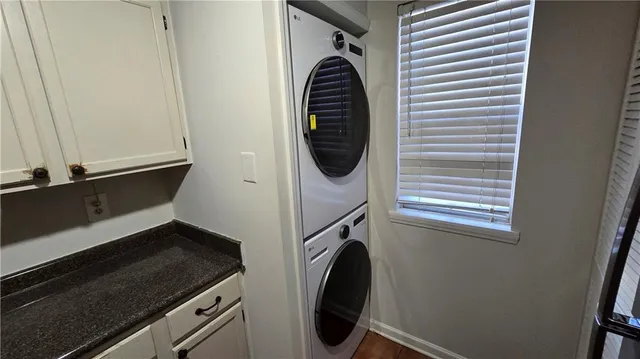 $2,000 | 1308 Red Deer Way, Unit 248, Alpharetta, GA 30022