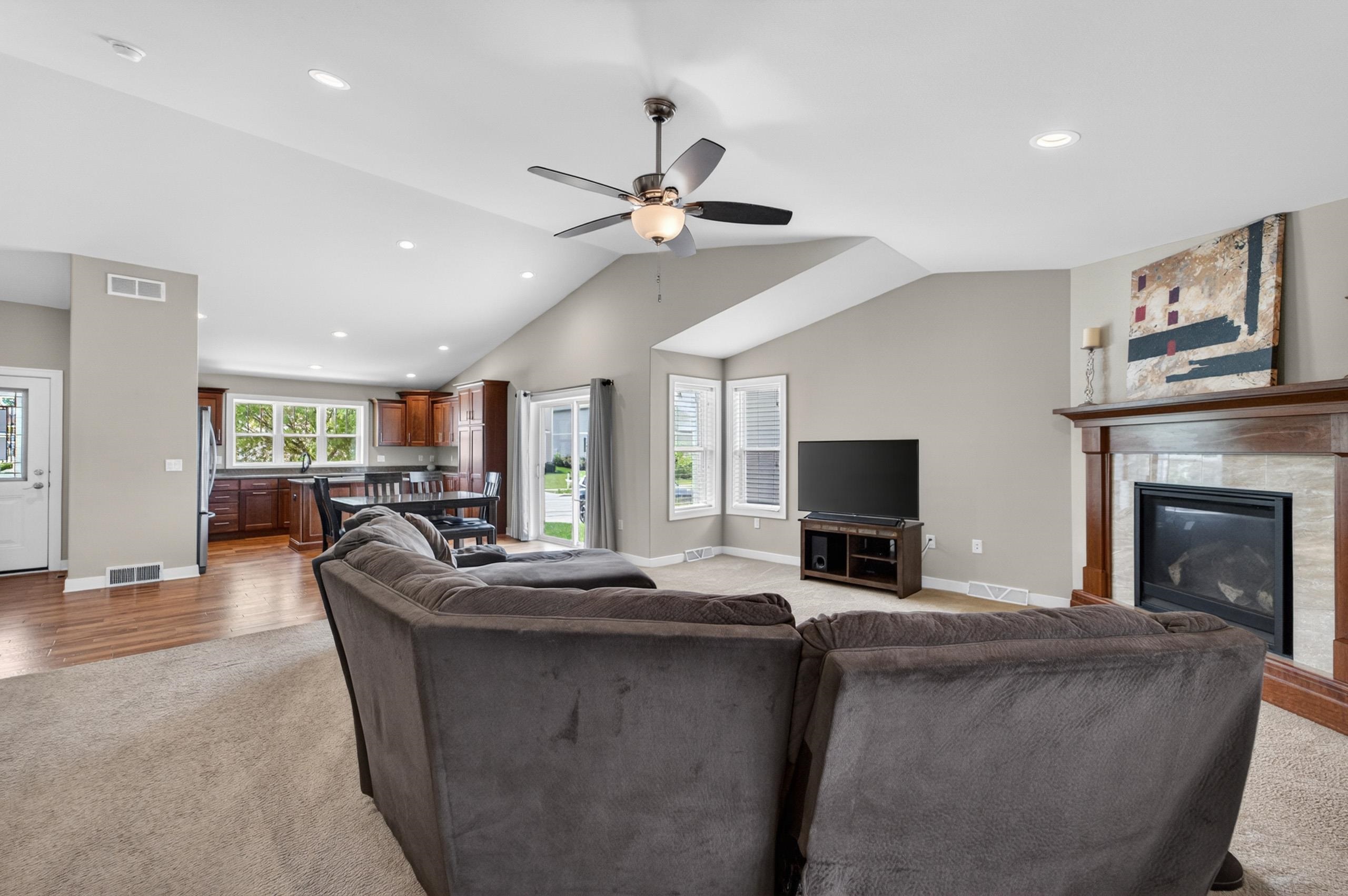 2846 Hazelnut Trail Sun Prairie, WI 53590 - Photo 13 of 39