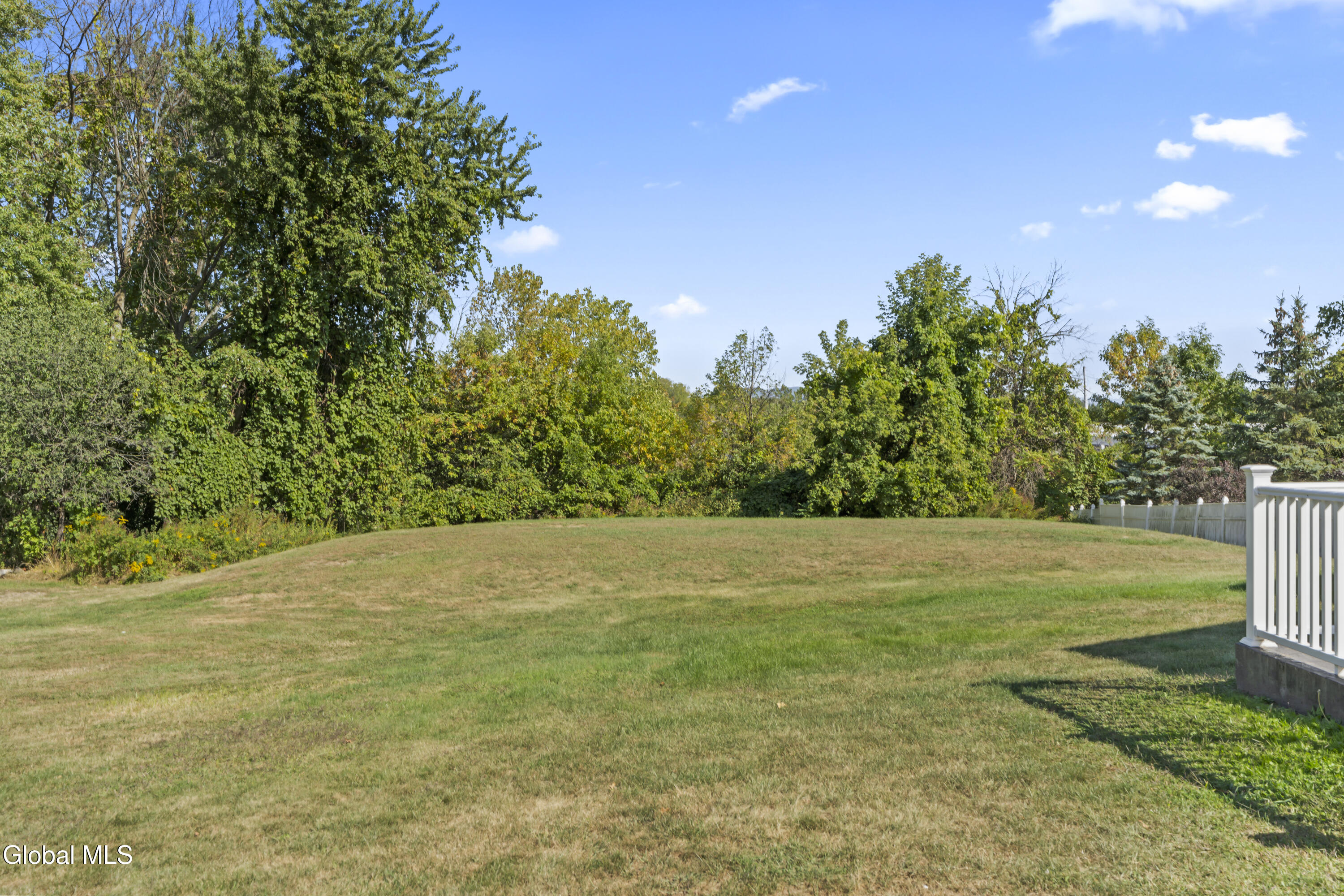 1251 Loudon Road Cohoes, NY 12047 - Photo 12 of 54 DSC07318