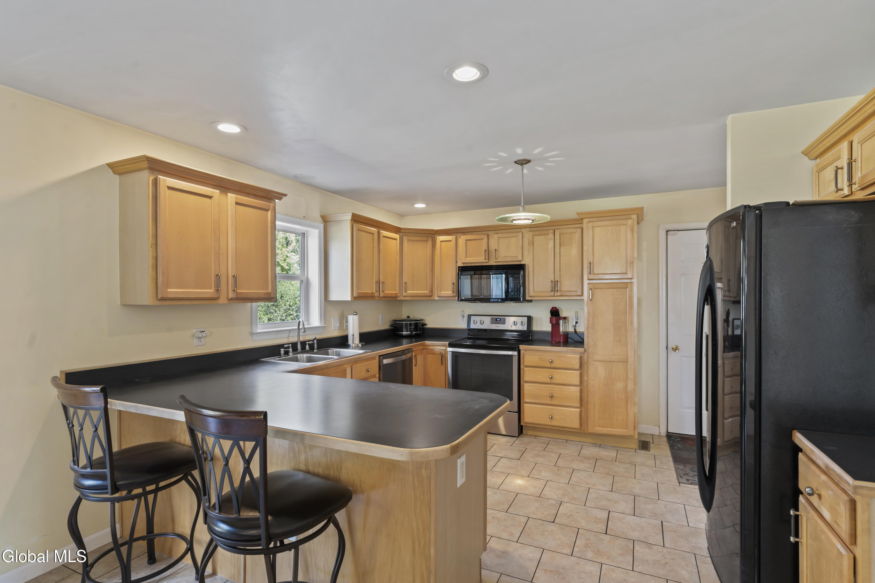 1251 Loudon Road Cohoes, NY 12047 - Photo 23 of 54 DSC07351