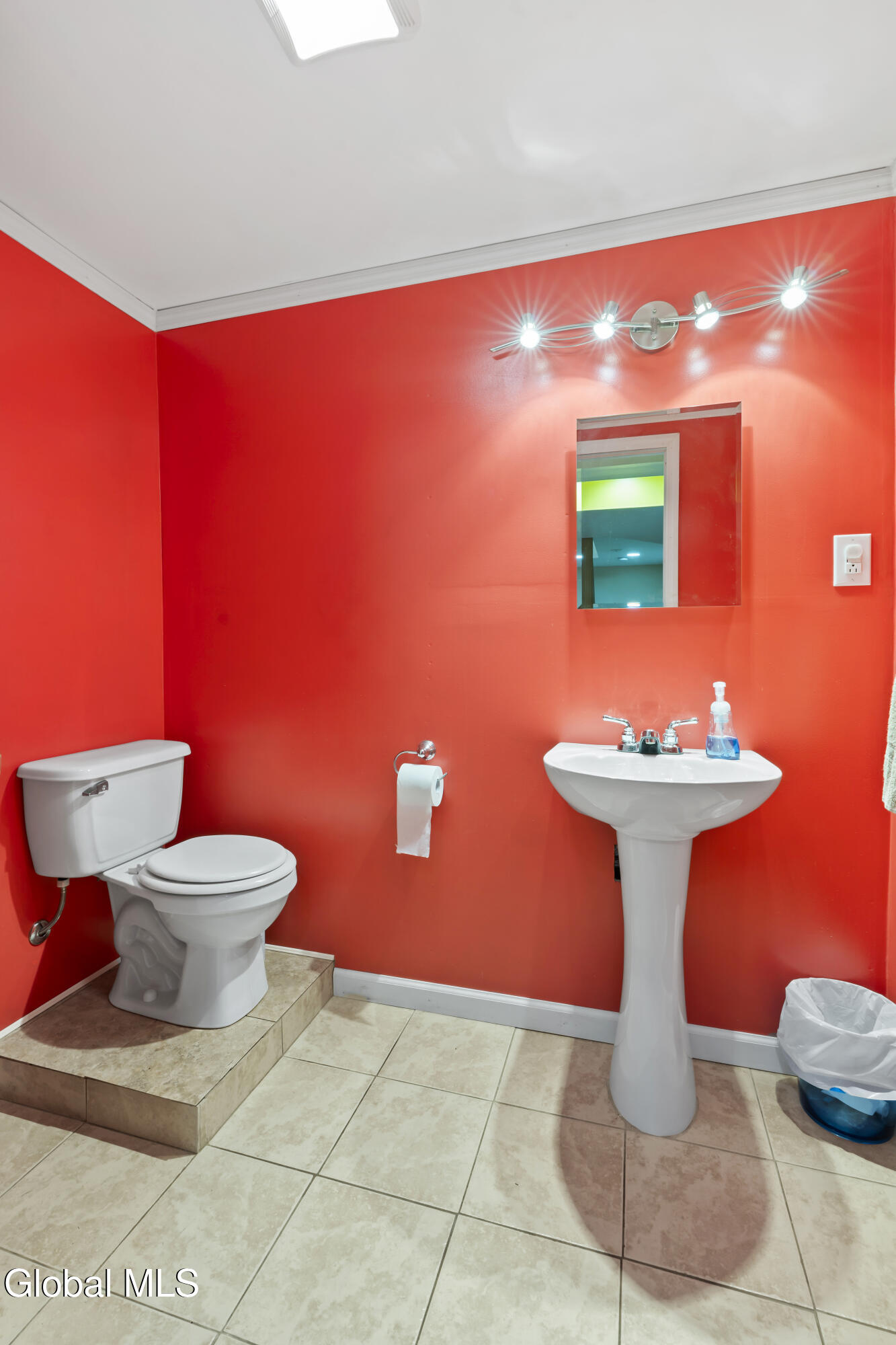 1251 Loudon Road Cohoes, NY 12047 - Photo 47 of 54 DSC07423