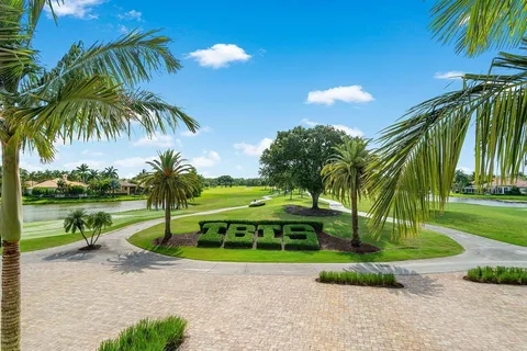 a view of a park with a park