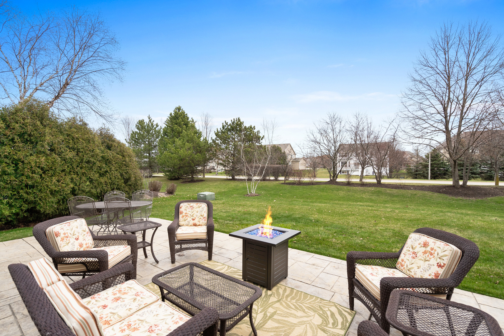 815 Myers Road Sugar Grove, IL 60554 - Photo 3 of 44 a view of a patio with garden and patio