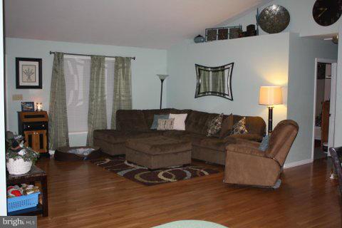 10919 Miller Road Denton, MD 21629 - Photo 6 of 29 Living Room