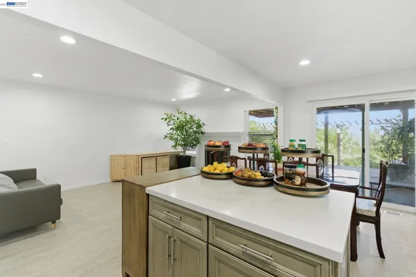 $668,000 | 2222 Carmel Court, Pittsburg, CA 94565