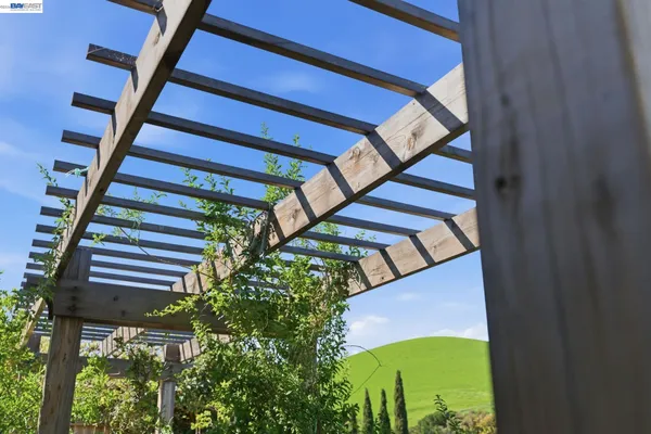 $668,000 | 2222 Carmel Court, Pittsburg, CA 94565