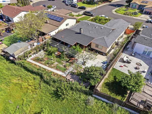 $668,000 | 2222 Carmel Court, Pittsburg, CA 94565