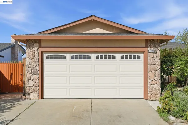 $668,000 | 2222 Carmel Court, Pittsburg, CA 94565