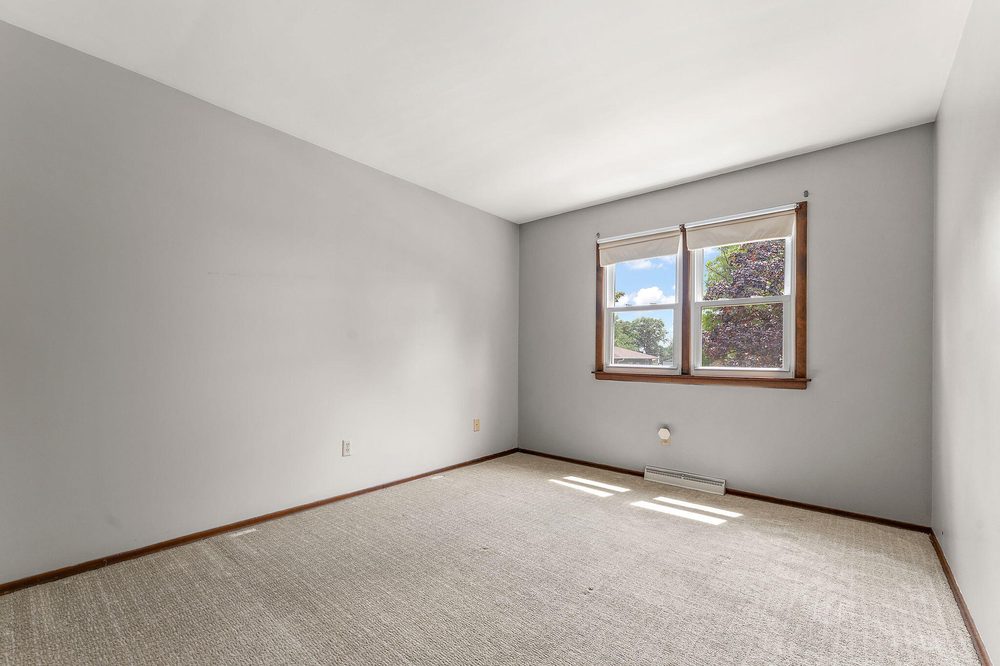 404 Hemlock Lane Crown Point, IN 46307 - Photo 13 of 22 2048x1365