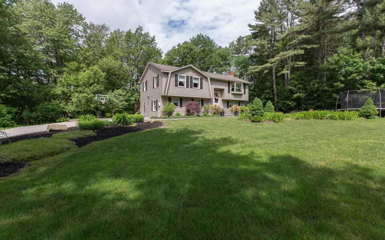 9 Crestwood Road Windham, NH 03087 - Photo 38 of 39
