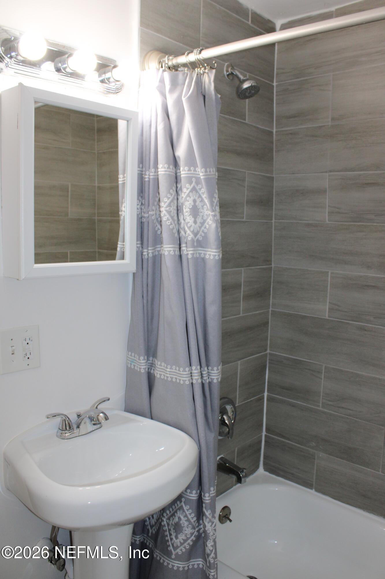 3661 Cascade Road Jacksonville, FL 32207 - Photo 13 of 19 IMG_0587
