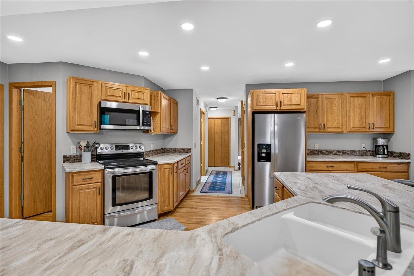 6130 Old Middleton Road Madison, WI 53705 - Photo 29 of 85 Gallery Image 29