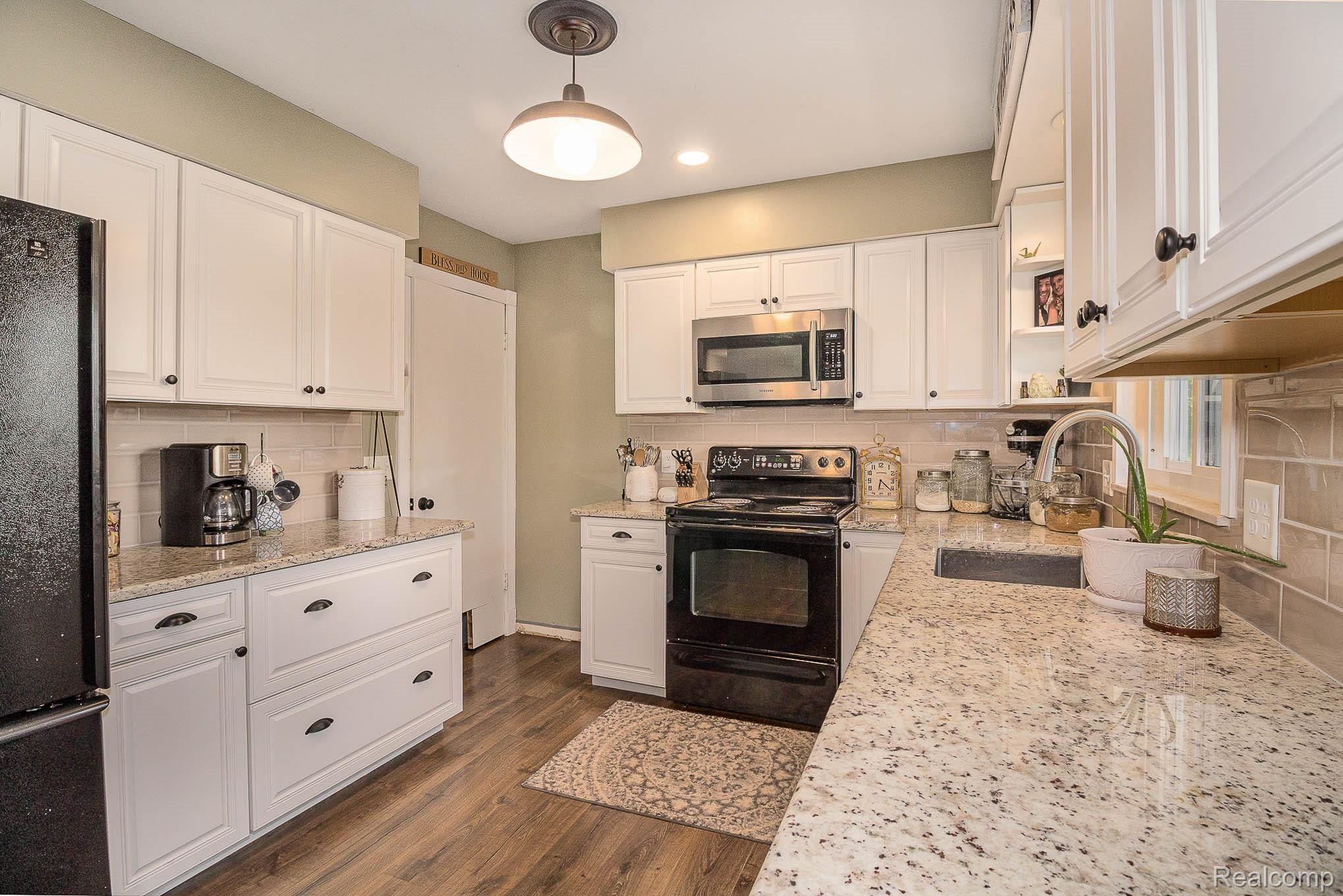 4000 Jewell Road Howell, MI 48843 - Photo 18 of 27 IMG_3918-Edit.JPG