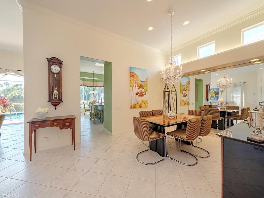5795 Persimmon Way Naples, FL 34110 - Photo 3 of 24 Living Room