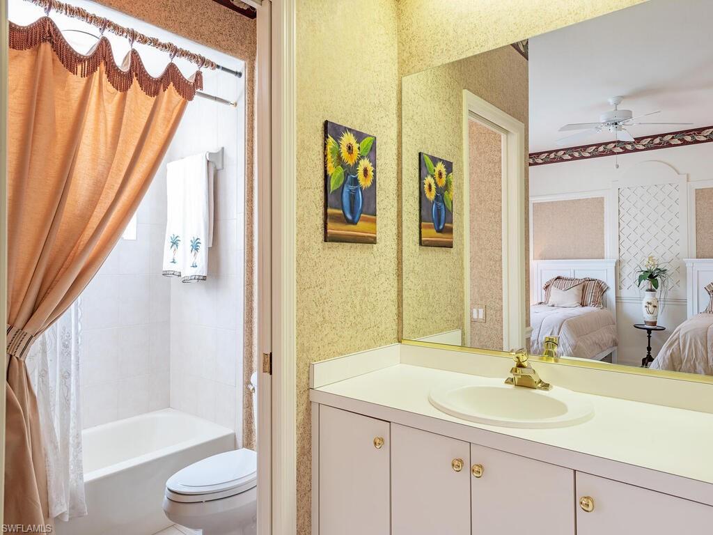5795 Persimmon Way Naples, FL 34110 - Photo 8 of 24 Guest Bedroom