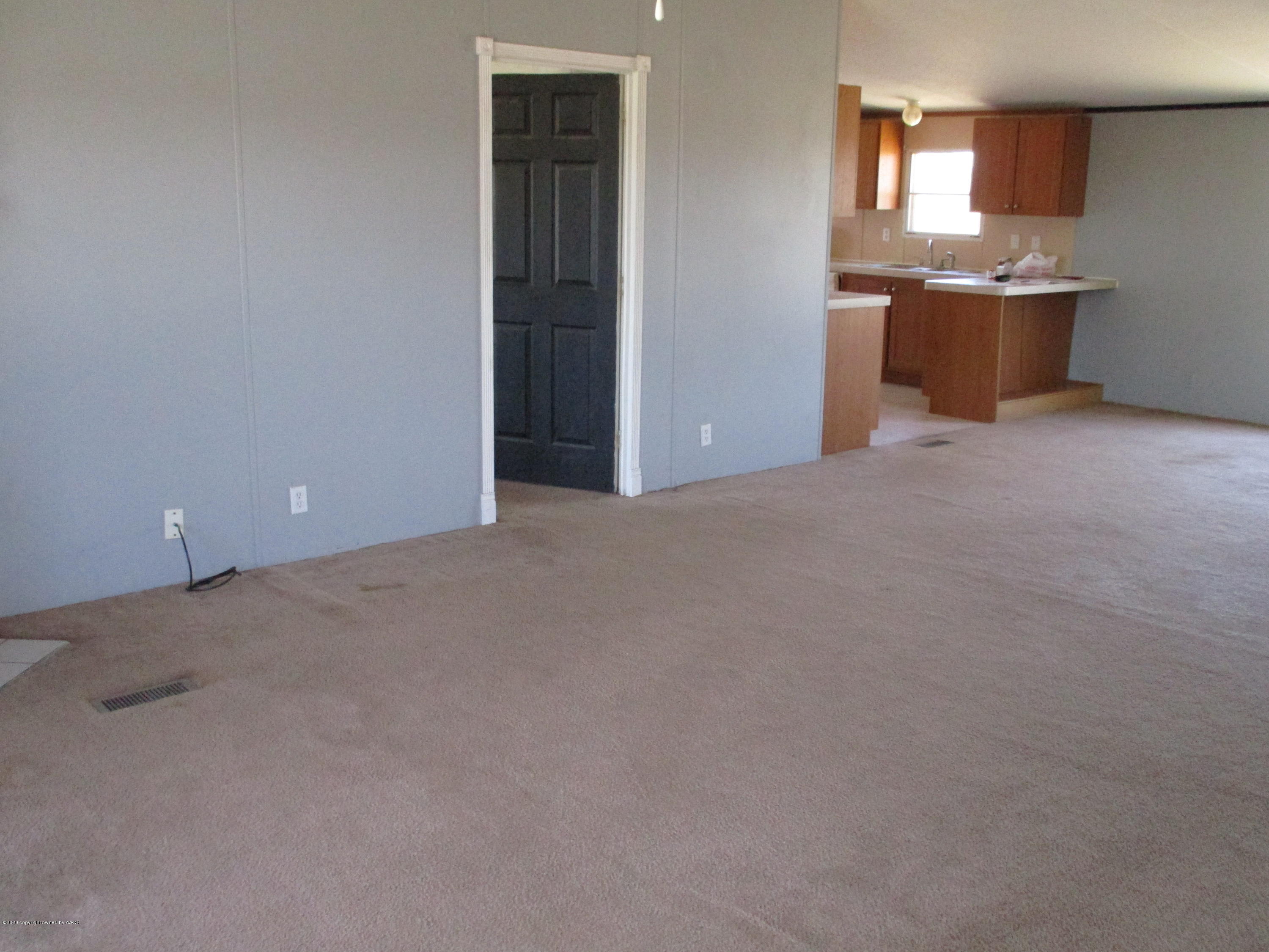 16851 Russ Road Canyon, TX 79015 - Photo 4 of 17 living