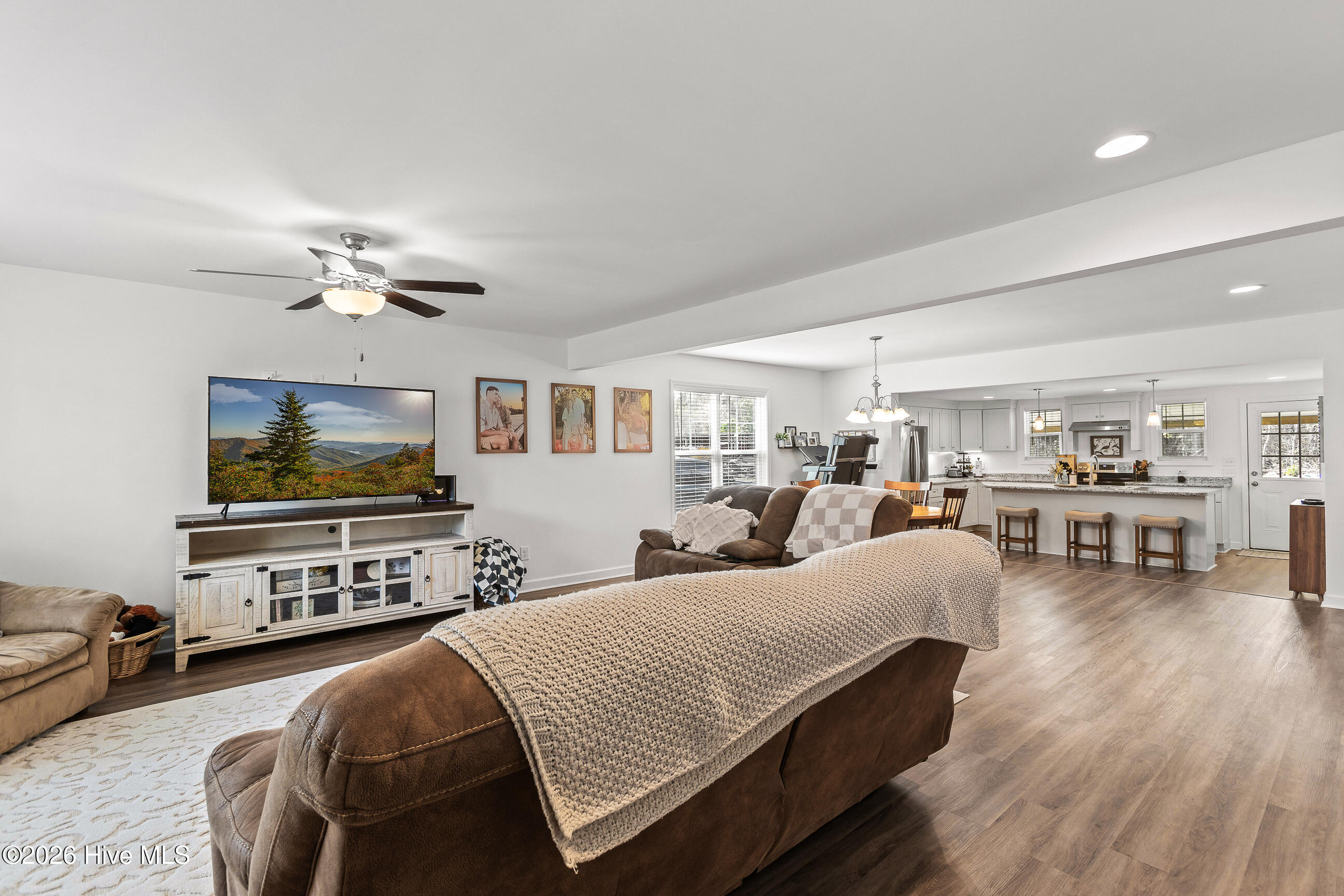 1415 Onslow Pines Road Jacksonville, NC 28540 - Photo 5 of 39 01-5