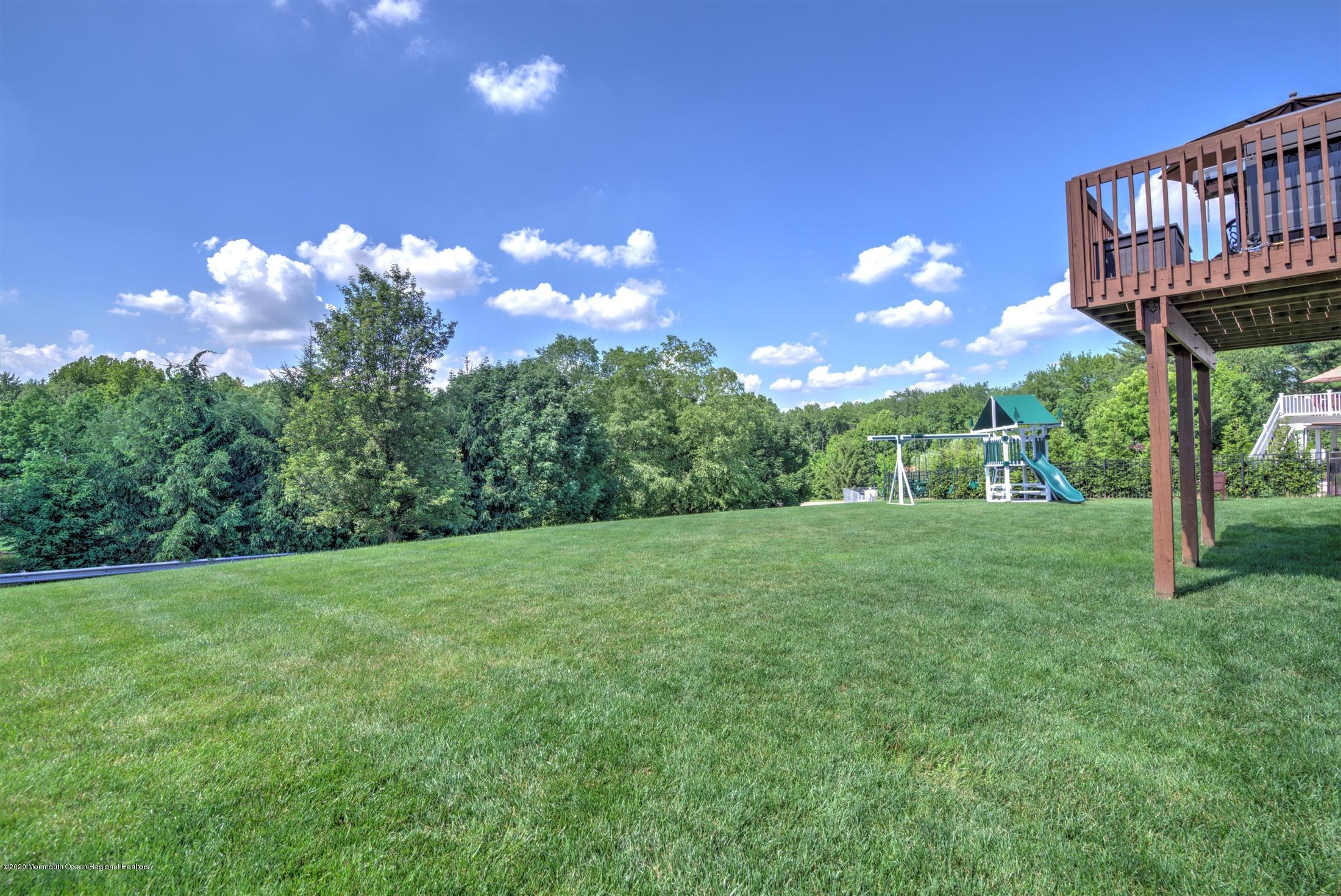 48 Bloomfield Road Manalapan, NJ 07726 - Photo 43 of 54 BACK YARD